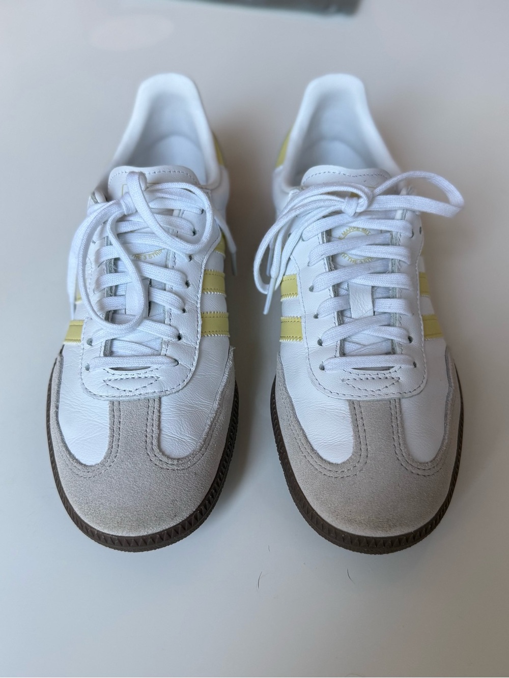 💯 Authentic Adidas Samba OG Sneakers in white with yellow stripes - Picture 3 of 8